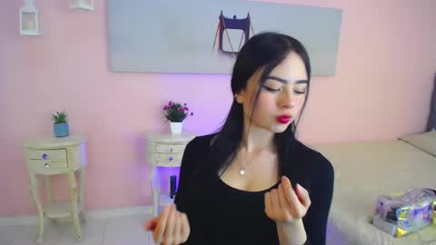 Snapshot of valya_russi chatting on February 11, 7:41 pm Isabella online show from February 11, 7:41 pm