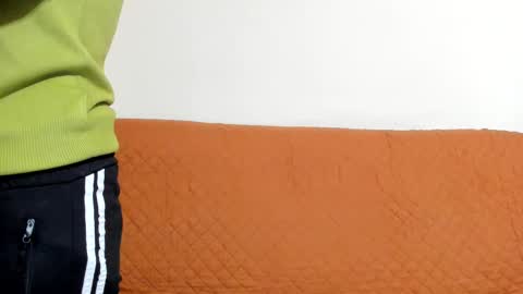 Snapshot of valysexybarbie chatting on December 13, 9:13 am valentina online show from December 13, 9:13 am