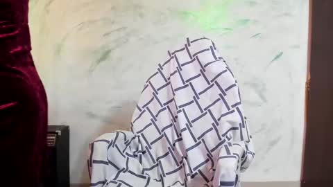 Snapshot of valysexybarbie chatting on December 20, 11:00 am valentina online show from December 20, 11:00 am