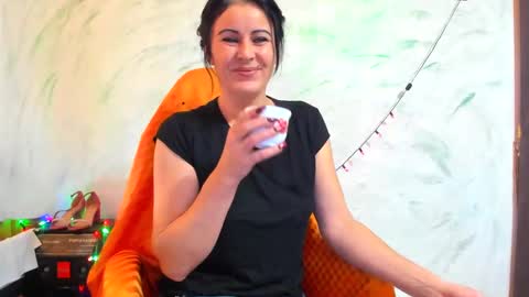 Snapshot of valysexybarbie chatting on January 4, 8:17 am valentina online show from January 4, 8:17 am