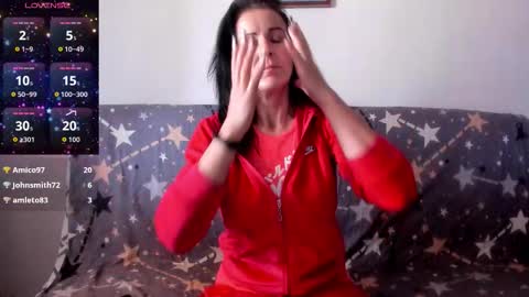 Snapshot of valysexybarbie chatting on September 15, 7:19 am valentina online show from September 15, 7:19 am