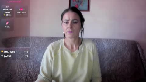 Snapshot of valysexybarbie chatting on October 19, 8:37 am valentina online show from October 19, 8:37 am