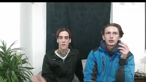 Snapshot of vamp_noah chatting on December 29, 2:49 am Vamp Noah and Dan online show from December 29, 2:49 am