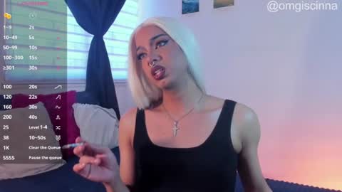 Snapshot of vampy__cinna chatting on June 23, 9:35 pm Cinnamon online show from June 23, 9:35 pm