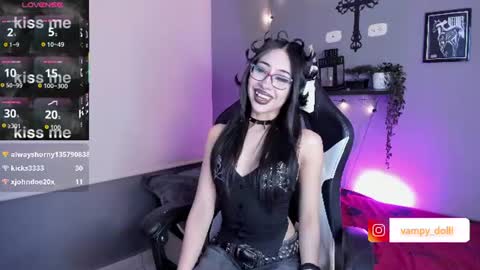 vampy_dolll online show from July 11, 1:08 am