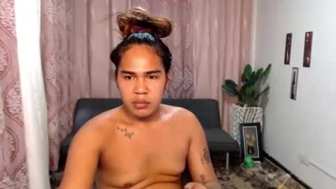 vampy_ebony_laxine online show from September 25, 12:25 am