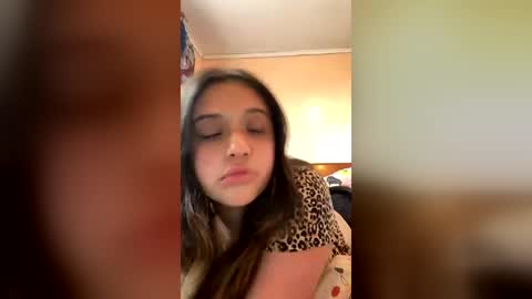 vanebermu666 online show from July 28, 8:12 pm