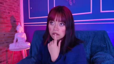 Vanelope online show from January 17, 1:43 am