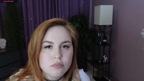 vanesaginger online show from March 27, 11:43 am