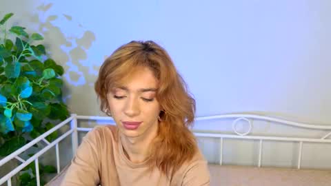 Vanessa online show from October 19, 3:45 pm