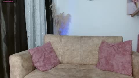 vanessa online show from April 27, 1:36 am