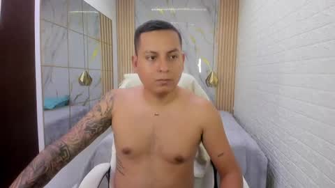 Snapshot of vanessa_f chatting on July 18, 7:06 pm vanessa online show from July 18, 7:06 pm