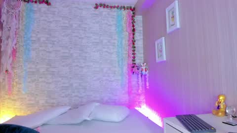 Vanessa online show from April 4, 11:51 am