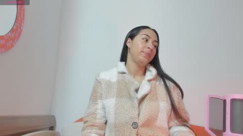 vanessaadol online show from December 30, 11:04 am