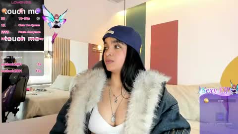 Snapshot of vanessadoofenshmirtz chatting on April 18, 7:58 pm Mrs Doofenshmirtz online show from April 18, 7:58 pm