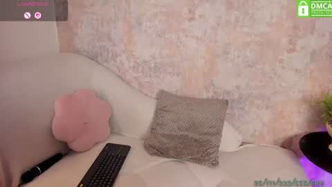 V online show from June 19, 1:04 pm