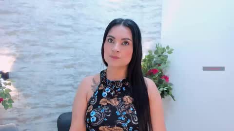 Snapshot of vanessamirren chatting on October 16, 11:22 am vanessamirren online show from October 16, 11:22 am