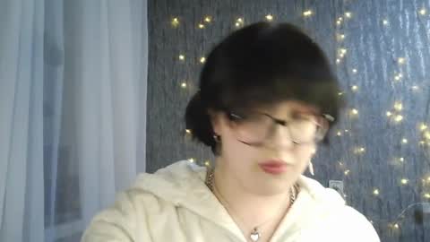 vanessashadow online show from April 7, 7:03 pm