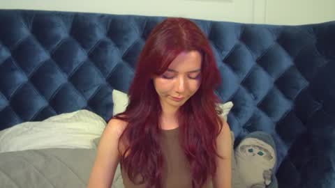 Snapshot of vanessavienne chatting on May 15, 4:25 pm VanessaVienne online show from May 15, 4:25 pm
