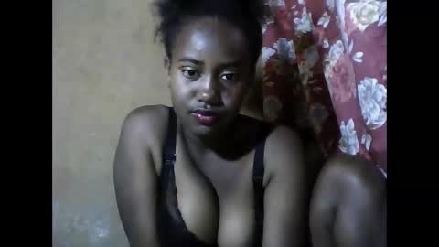 Snapshot of vaniah321 chatting on December 16, 6:53 am vaniah321 online show from December 16, 6:53 am