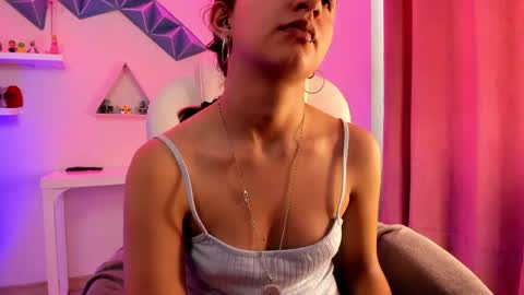 vanillafairy_ online show from June 2, 8:22 pm