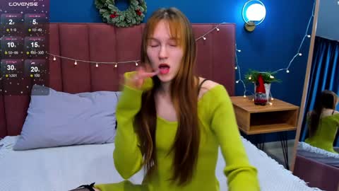 Snapshot of vanillakelly chatting on December 10, 4:24 am Sofia online show from December 10, 4:24 am