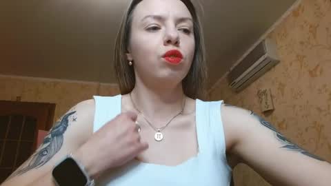 VanillaMuffin online show from April 4, 12:24 pm