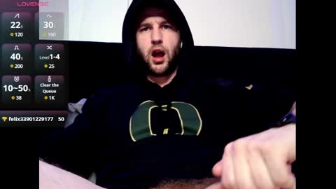 Snapshot of vanillaniceeee chatting on January 3, 1:48 am vanillaniceeee online show from January 3, 1:48 am