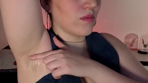 Snapshot of vanlet chatting on October 8, 10:51 pm Elizabeth online show from October 8, 10:51 pm