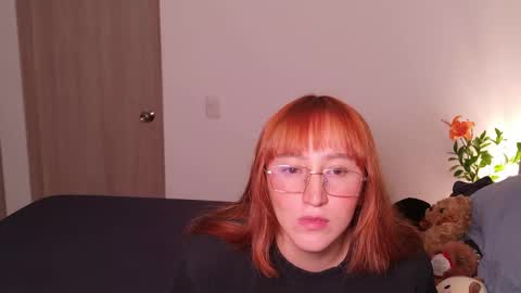 Snapshot of vanlet chatting on May 30, 1:14 am Elizabeth online show from May 30, 1:14 am