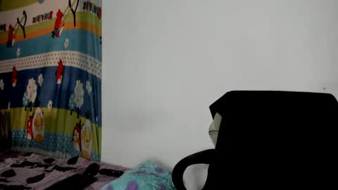 Snapshot of vannellope_vladimir chatting on May 29, 1:20 pm vannellope_vladimir online show from May 29, 1:20 pm