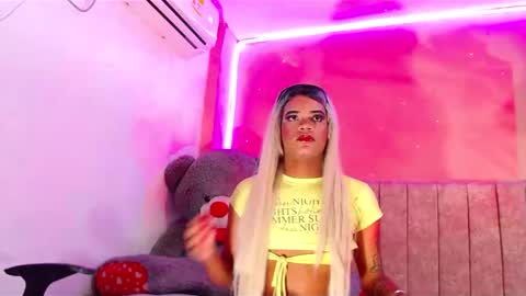 Snapshot of vannesa01 chatting on January 19, 7:04 pm vannesa01 online show from January 19, 7:04 pm