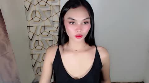 Snapshot of vannesasexyslutt chatting on October 19, 9:32 am VANNESA online show from October 19, 9:32 am