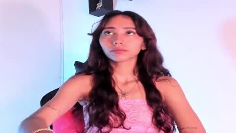 Snapshot of vannessa_45 chatting on July 7, 4:33 pm vannessa online show from July 7, 4:33 pm