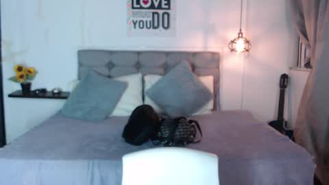 vane online show from January 3, 7:18 pm