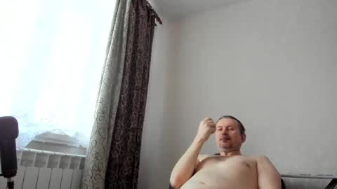 Snapshot of vano_822 chatting on February 19, 1:06 pm vano_822 online show from February 19, 1:06 pm
