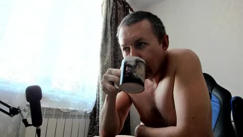 Snapshot of vano_822 chatting on February 22, 9:34 am vano_822 online show from February 22, 9:34 am