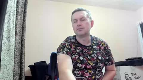 Snapshot of vano_822 chatting on October 10, 10:20 pm vano_822 online show from October 10, 10:20 pm