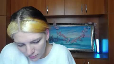 Vanessa online show from March 22, 6:06 am