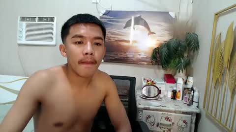 vanxxx2005 online show from March 10, 1:45 am