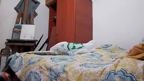 Snapshot of vasaryus chatting on June 3, 1:52 am vasaryus online show from June 3, 1:52 am