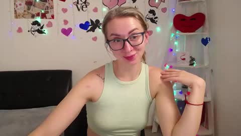 Snapshot of vasilisasii chatting on February 3, 12:57 pm Vasilisa online show from February 3, 12:57 pm