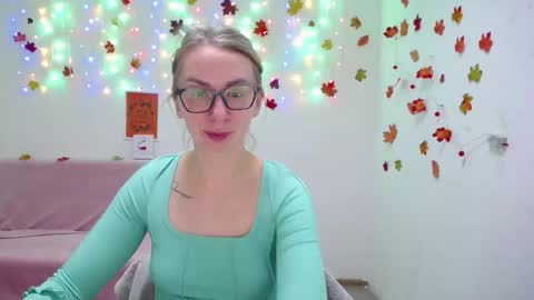 Snapshot of vasilisasii chatting on November 26, 6:47 am Vasilisa online show from November 26, 6:47 am