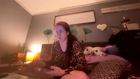Snapshot of vaua089 chatting on October 26, 1:33 am vaua089 online show from October 26, 1:33 am