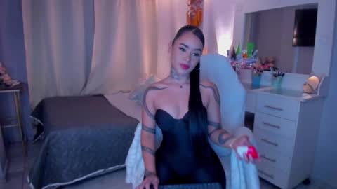 Vayolett Bass online show from February 12, 5:57 am