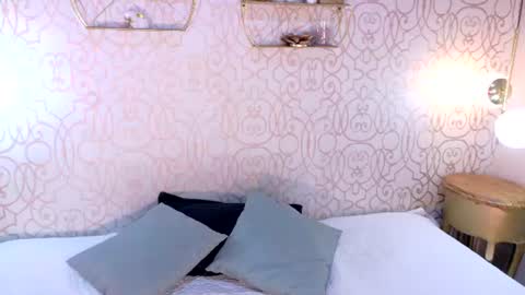 Snapshot of vaythiare_stone chatting on July 6, 7:49 pm Vaythiare online show from July 6, 7:49 pm