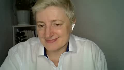 vea_motty online show from March 23, 4:33 pm