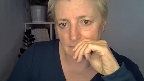 vea_motty online show from May 30, 6:27 pm