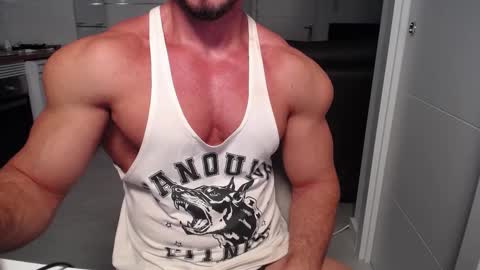 Snapshot of vecinito_ctb chatting on November 23, 12:16 pm Toni Martins online show from November 23, 12:16 pm