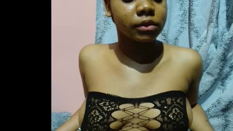 Snapshot of vee62 chatting on December 19, 8:38 pm vee62 online show from December 19, 8:38 pm